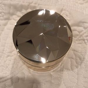 Bare Mineral mineral veil finishing powder